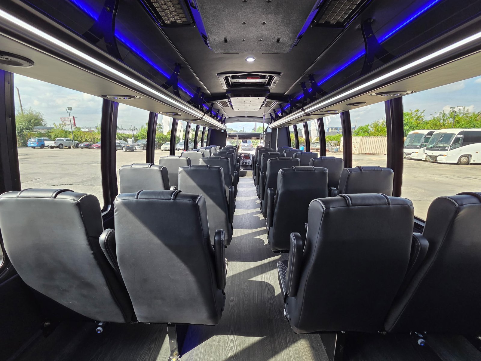 35 Passenger Minibus — Exterior, interior and USB port